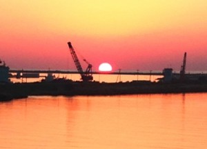 能代大橋からの夕日